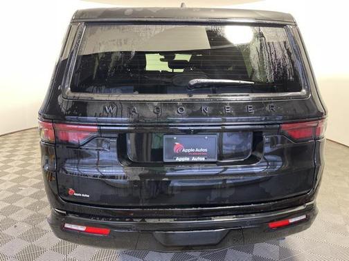 2025 Jeep Wagoneer Series II Carbide 4x4