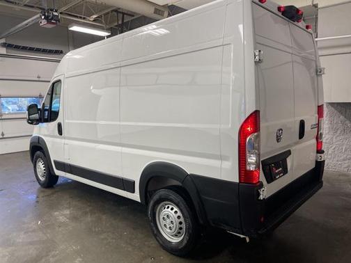 2025 RAM ProMaster 2500 Tradesman