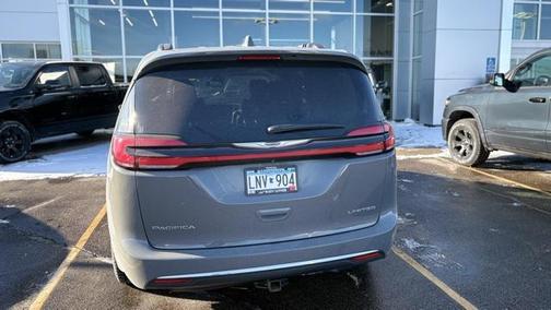 2022 Chrysler Pacifica Limited