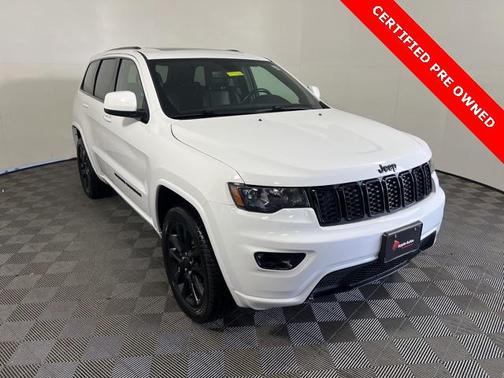 2022 Jeep Grand Cherokee Laredo