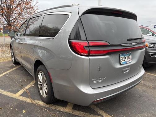 2021 Chrysler Pacifica Touring AWD