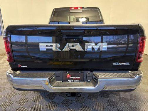 2026 RAM 2500 Tradesman Crew Cab 4x4 6'4' Box
