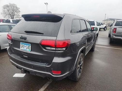 2021 Jeep Grand Cherokee Laredo