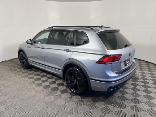 2023 Volkswagen Tiguan 2.0T SE R-Line Black 4MOTION