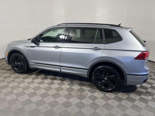 2023 Volkswagen Tiguan 2.0T SE R-Line Black 4MOTION