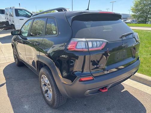 2022 Jeep Cherokee Trailhawk