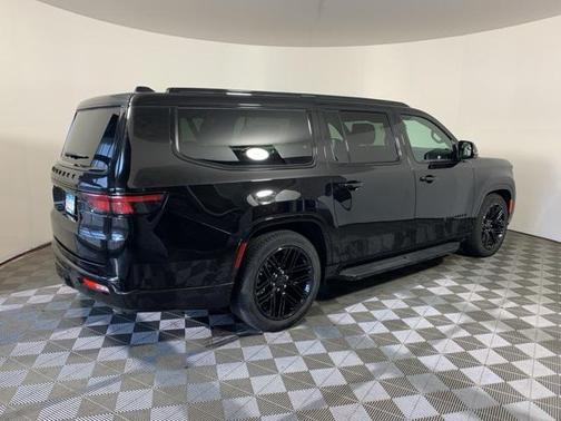 2025 Jeep Wagoneer Series II Carbide 4x4