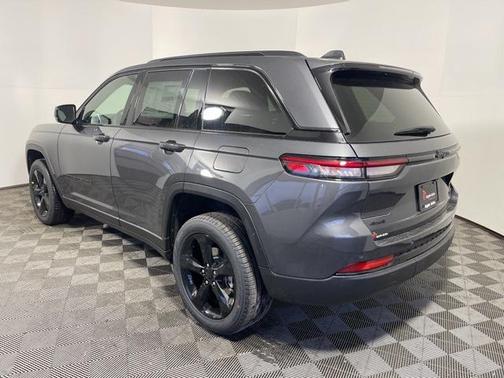 2025 Jeep Grand Cherokee Limited X