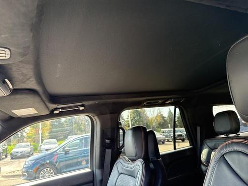 2024 Lincoln Navigator Black Label