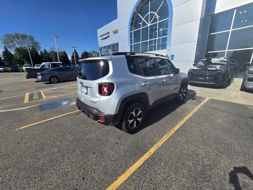 2021 Jeep Renegade Trailhawk