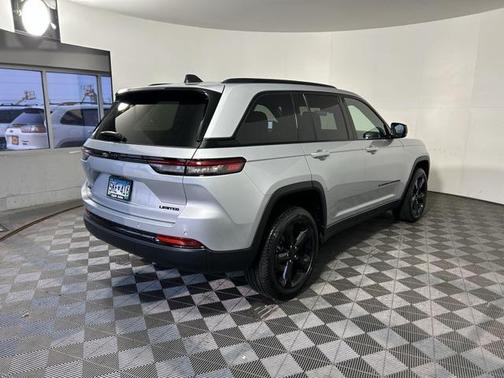 2025 Jeep Grand Cherokee Limited X