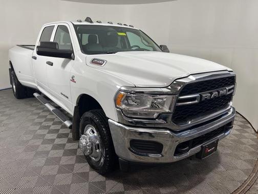 2019 RAM 3500 Tradesman Crew Cab 4x4 8' Box