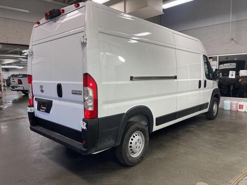 2025 RAM ProMaster 2500 Tradesman