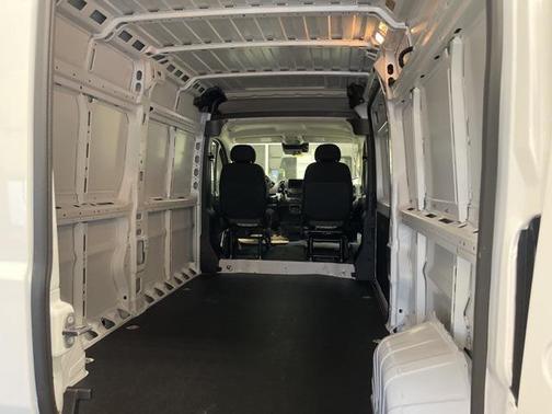 2025 RAM ProMaster 2500 Tradesman
