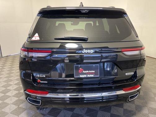 2025 Jeep Grand Cherokee Overland