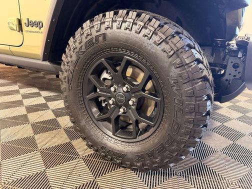 41 2025 Jeep Wrangler Willys