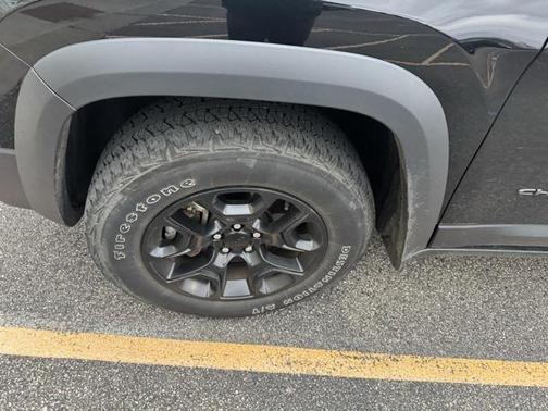 2022 Jeep Cherokee Trailhawk