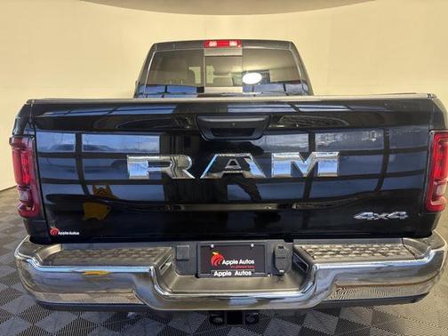 2026 RAM 2500 Tradesman Crew Cab 4x4 6'4' Box