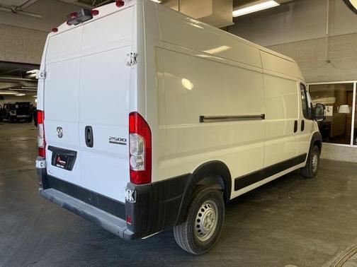 2025 RAM ProMaster 2500 Tradesman