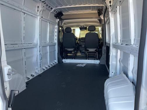 2025 RAM ProMaster 2500 Tradesman