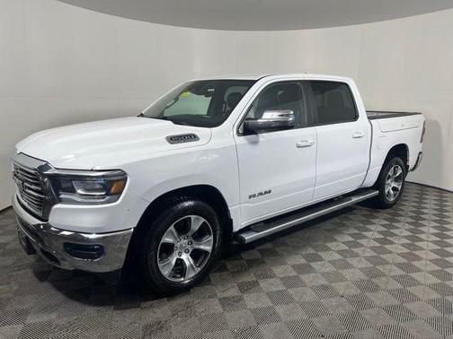 Bright White Clearcoat 2023 RAM 1500 Laramie