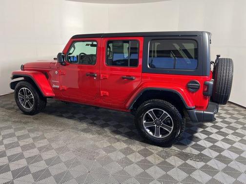 2023 Jeep Wrangler 4-Door Sahara 4x4