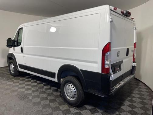 2025 RAM ProMaster 1500 Low Roof