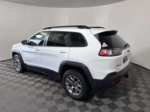 2022 Jeep Cherokee Trailhawk