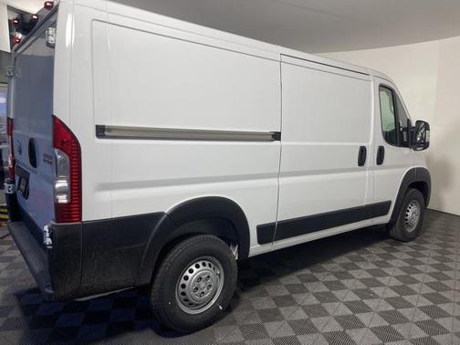 2025 RAM ProMaster 1500 Low Roof