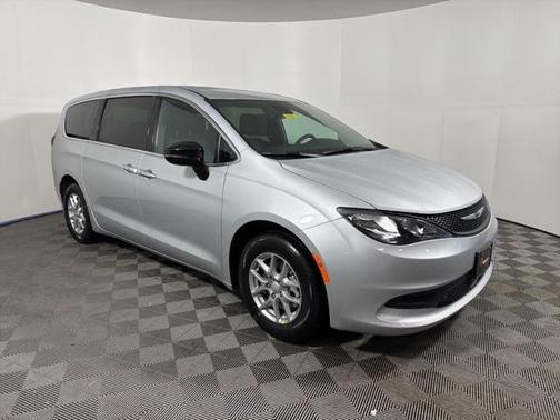 2026 Chrysler Voyager LX