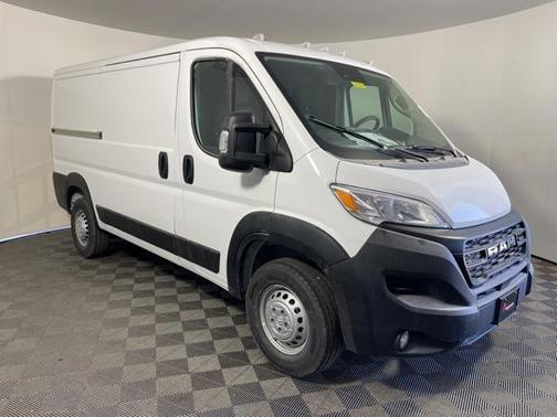 2025 RAM ProMaster 2500 Tradesman