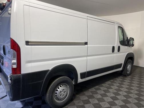 2025 RAM ProMaster 2500 Tradesman