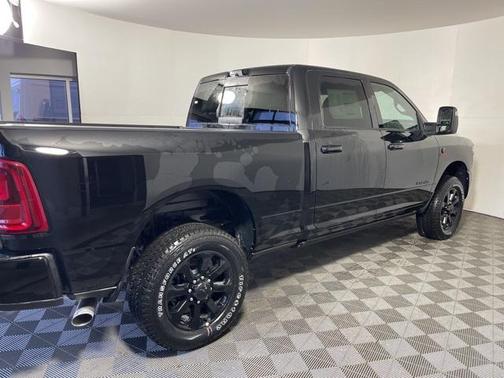 2025 RAM 2500 Laramie Crew Cab 4x4 6'4' Box