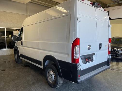 2025 RAM ProMaster 2500 Tradesman