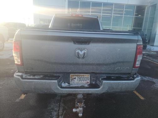 2020 RAM 2500 Tradesman Crew Cab 4X4 6'4' Box