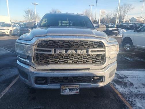2020 RAM 2500 Tradesman Crew Cab 4X4 6'4' Box