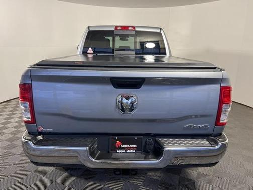 2020 RAM 2500 Tradesman Crew Cab 4X4 6'4' Box