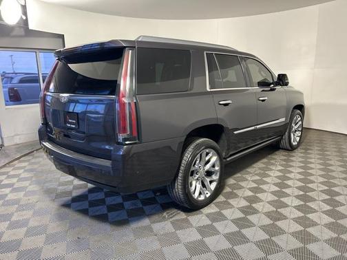 2017 Cadillac Escalade Premium Luxury