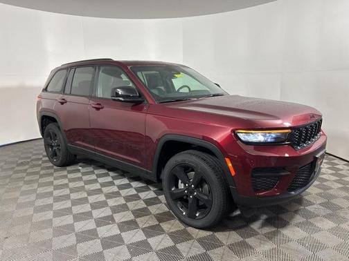 2025 Jeep Grand Cherokee Altitude
