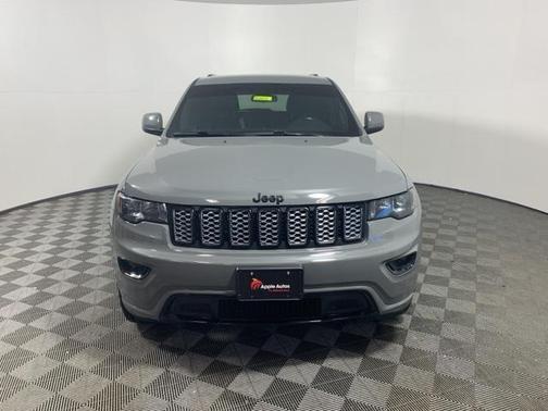 2021 Jeep Grand Cherokee Laredo