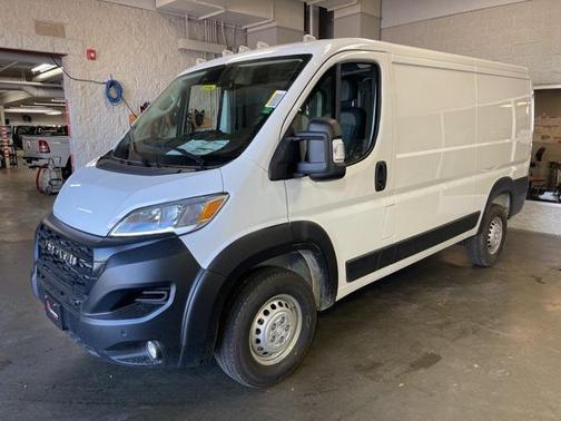 2026 RAM ProMaster 1500 Low Roof
