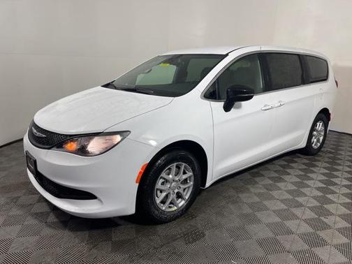 2026 Chrysler Voyager LX