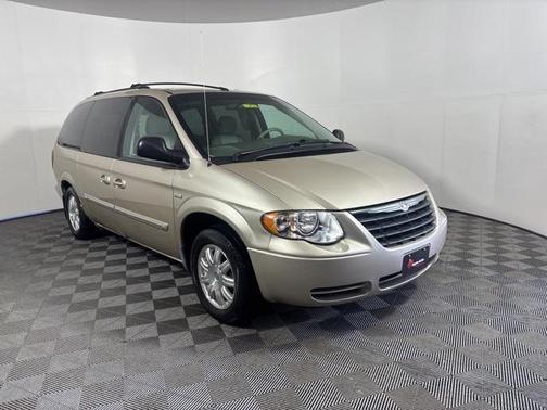 2006 Chrysler Town & Country Touring