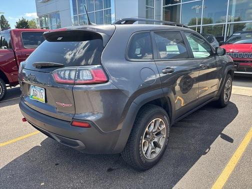 2022 Jeep Cherokee Trailhawk