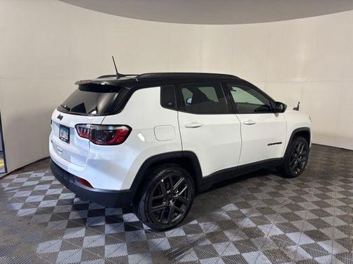 Bright White Clear-Coat Exterior Paint 2026 Jeep Compass Limited