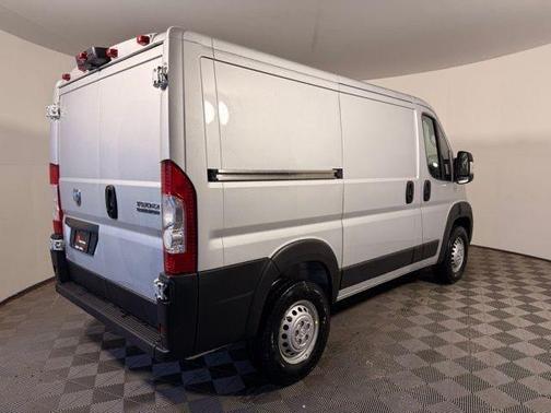 Bright Silver Metallic Clear-Coat Exterior Paint 2026 RAM ProMaster 1500 Low Roof