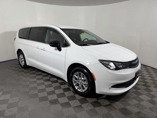2026 Chrysler Voyager LX