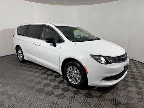 2026 Chrysler Voyager LX