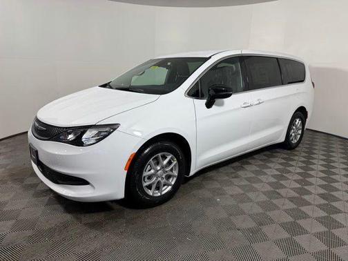 2026 Chrysler Voyager LX