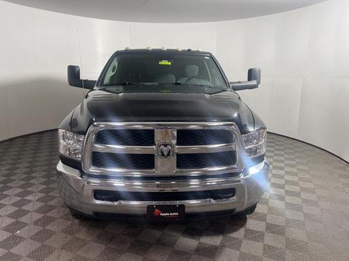 2018 RAM 2500 Tradesman Crew Cab 4x4 6'4' Box